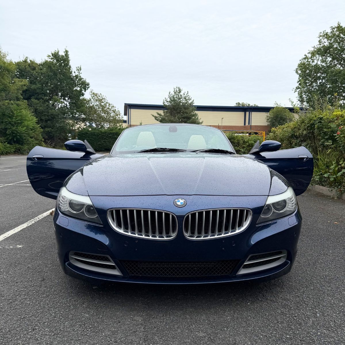 Win this BMW Z4 35i Convertible 2dr (£7,000 Cash Alt)